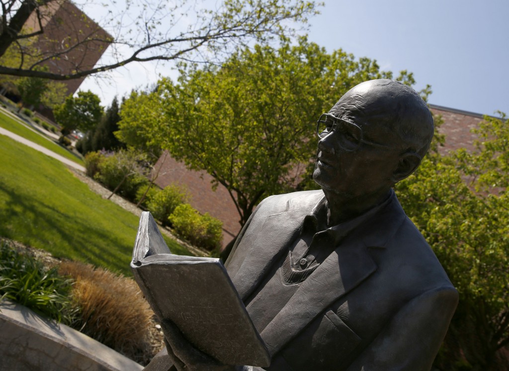 Don Welch, who had a bronze sculpture dedicated to him on the UNK campus in 2001, died Aug. 6, 2016, at his Kearney home. He was 84.