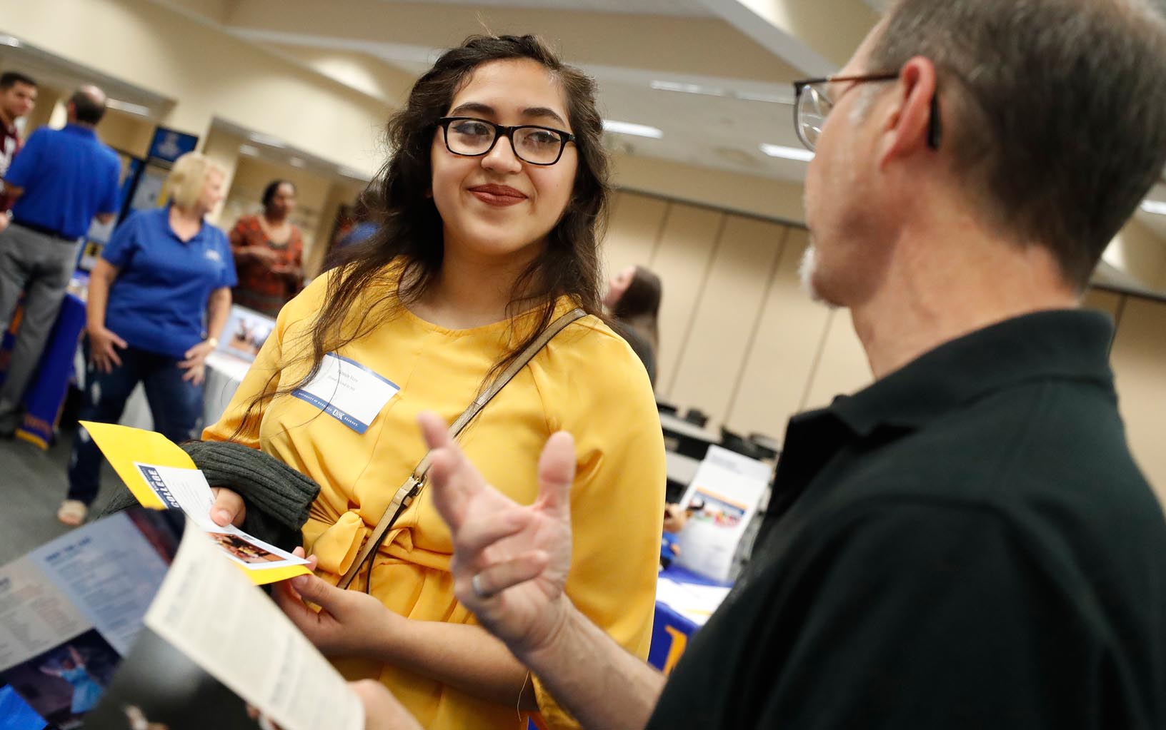 Yazmin Vera of Grand Island Senior High School meets with UNK Theatre faculty Darin Himmerich Wednesday at UNK’s Multicultural Student Leaders Day. (Photo by Corbey R. Dorsey, UNK Communications)