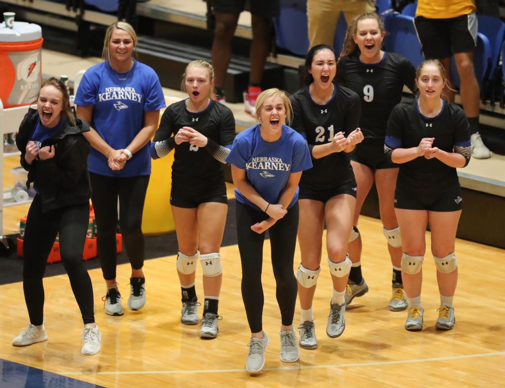 After transferring to UNK in January 2018 and redshirting last season, Maddie Squiers, middle, is now the starting setter and a co-captain for the Loper volleyball team, which is coached by her father Rick. (Photo by Corbey R. Dorsey, UNK Communications)
