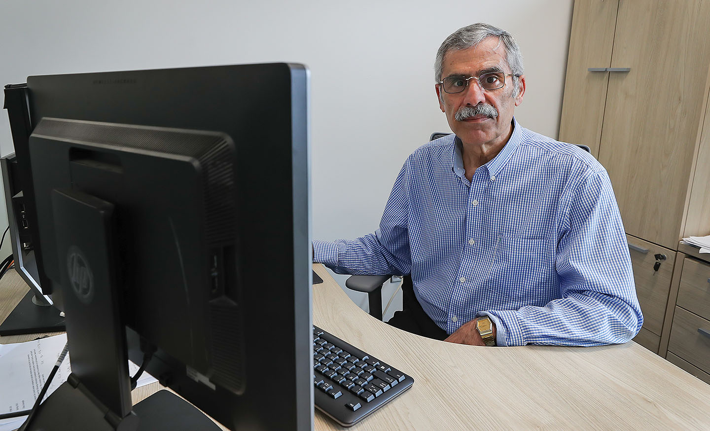 Shahram Alavi, an assistant professor in the department of cyber systems, is retiring after 38 years at UNK. (Photos by Erika Pritchard, UNK Communications)