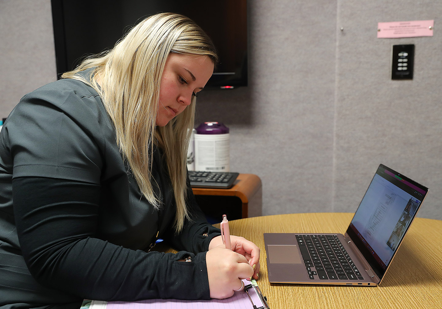 Melody Howard is one of seven UNK students participating in the Creating Connections outreach project, which uses telehealth technology to support stroke survivors. Howard is pursuing a master’s degree in speech-language pathology.