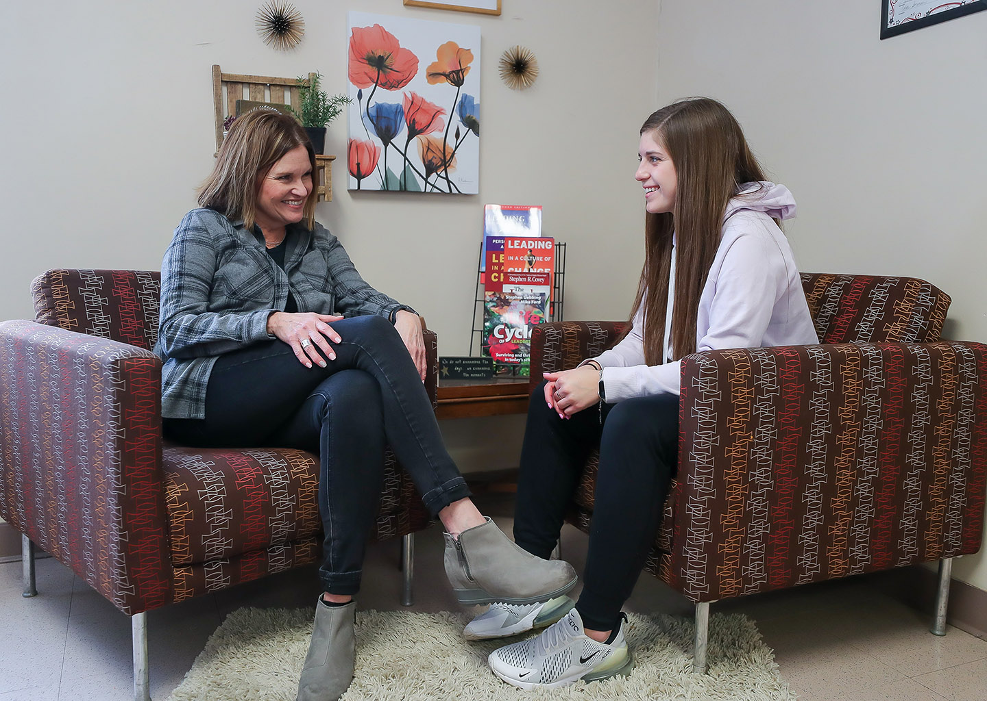 UNK student success coordinator Julie Everett, left, meets regularly with Karlie Wies and other freshmen, providing an additional level of support as they transition to college. (Photos by Erika Pritchard, UNK Communications)