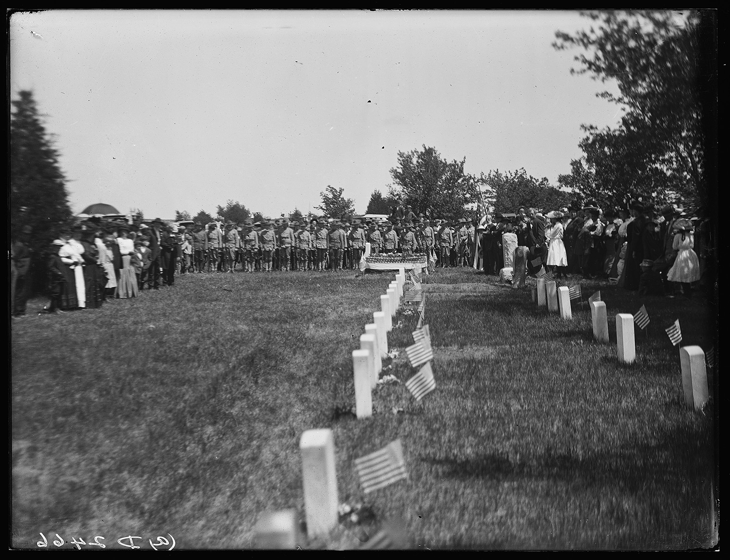 Solomon Butcher took this photograph during a 1910 Decoration Day event in Kearney. (Nebraska State Historical Society)