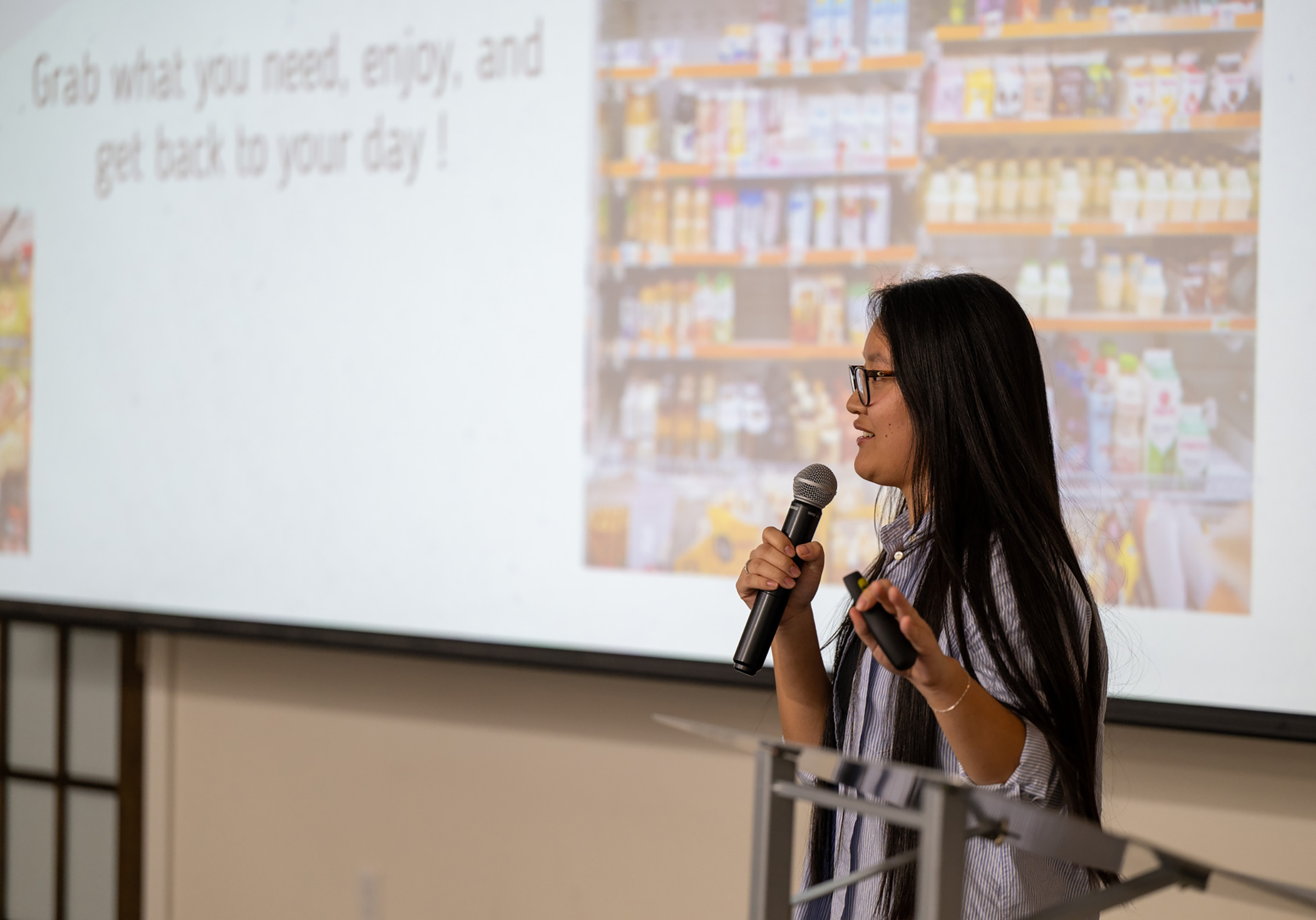 UNK student Hser Paw was one of nine finalists who presented their business pitches during Wednesday evening’s Big Idea Kearney competition. (Photos by Ryo Suzuki, UNK College of Business and Technology)