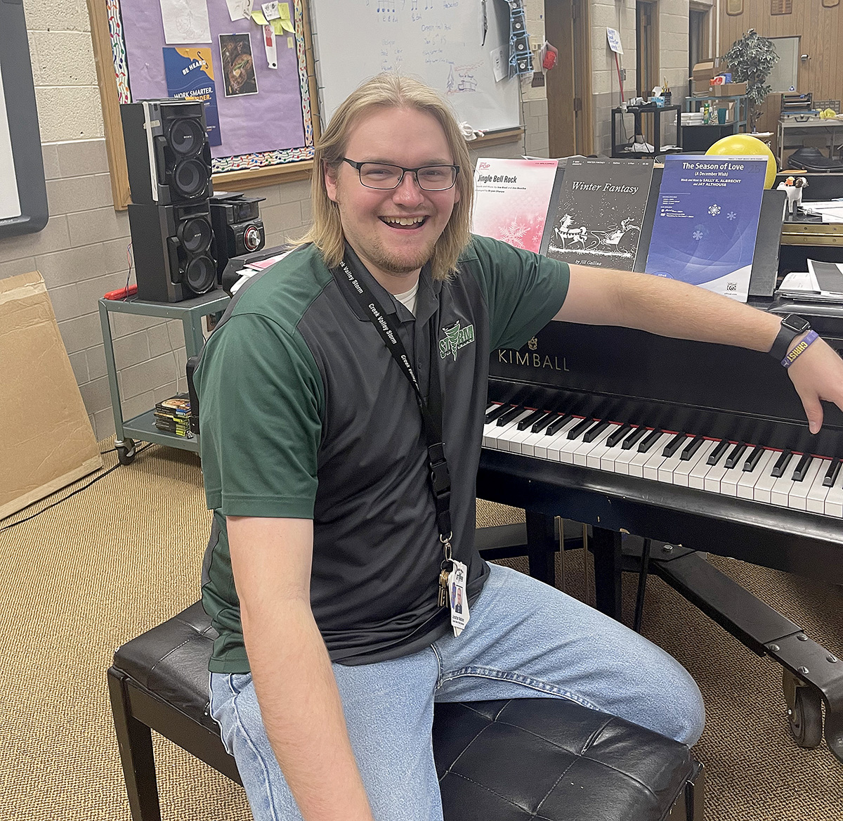 With support from the Kearney Bound program, Jonathan Madison graduated from UNK in December 2021 with a bachelor’s degree in music education. He’s about to begin his fourth year of teaching K-12 vocal and instrumental music at Creek Valley Public Schools in Chappell. (Courtesy photo)