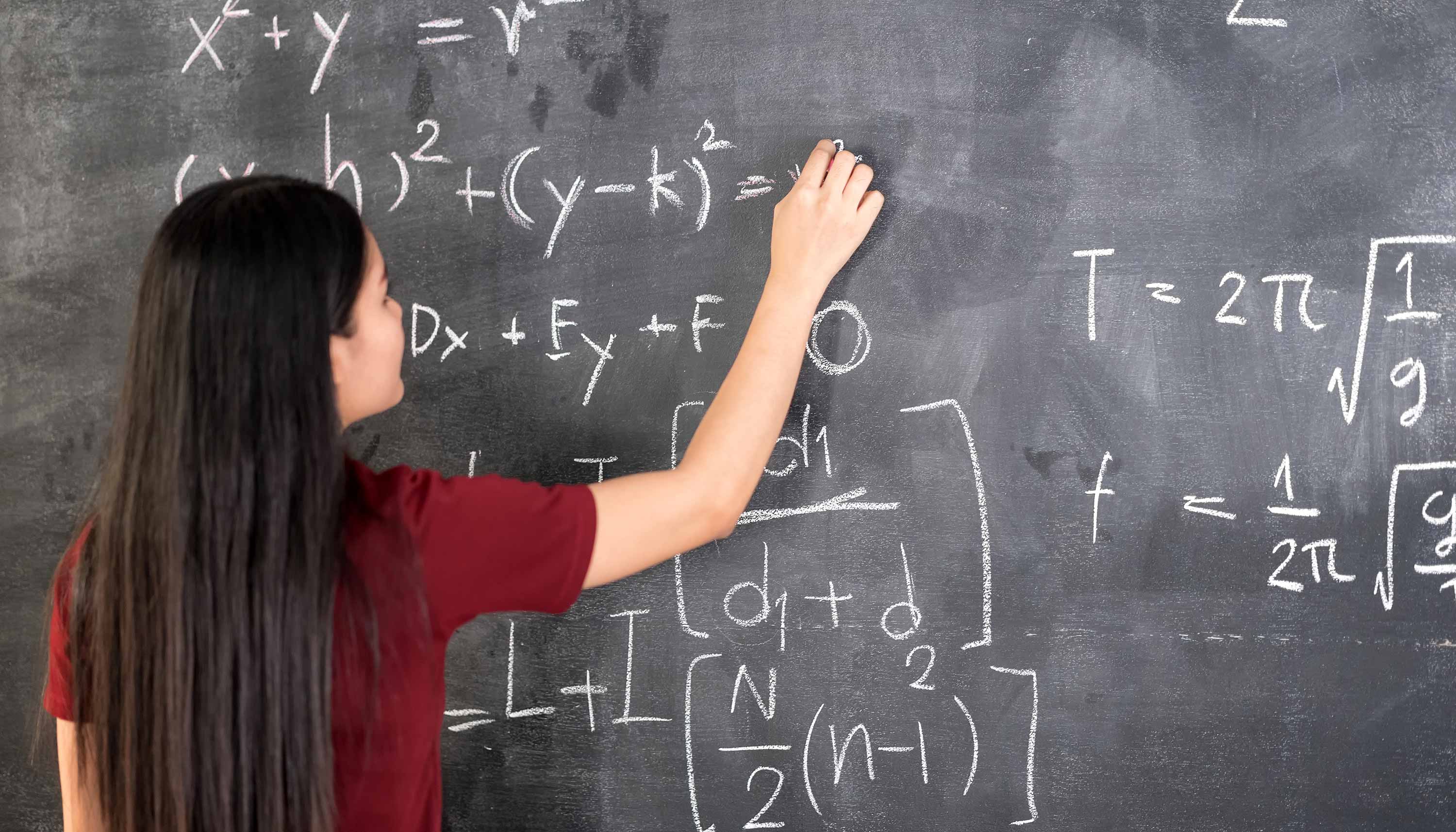 Math partnership a win-win for UNK, Kearney Public Schools – UNK NEWS