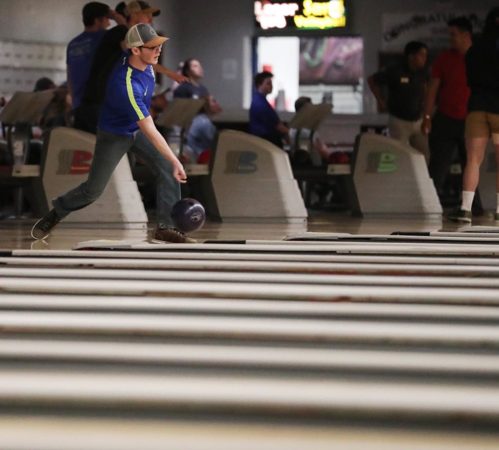 PHOTO GALLERY ‘Strike Out Arthritis’ bowling tournament UNK News