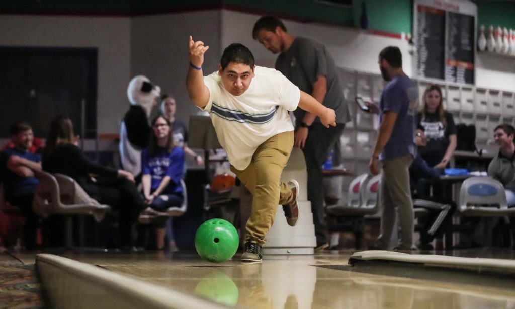 PHOTO GALLERY ‘Strike Out Arthritis’ bowling tournament UNK News