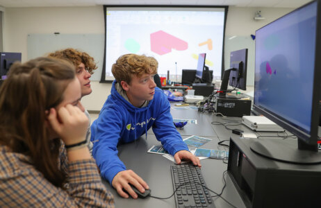 High schoolers step into the ‘cool’ world of STEM during UNK Science Day