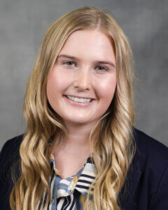 Elizabeth Morrow headshot