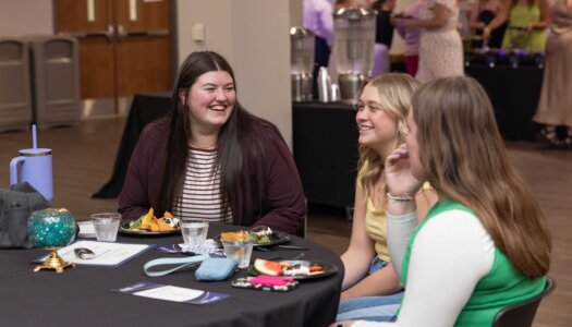 UNK students attend the Applauding Excellence awards ceremony.