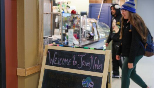 Students grab coffee at Java Notes (Photo by Erika Pritchard, UNK Communications).