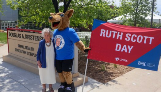 Louie the Loper and Ruth Scott pose for photos.