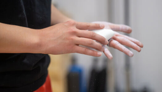 Closeup of lifting chalk being applied.