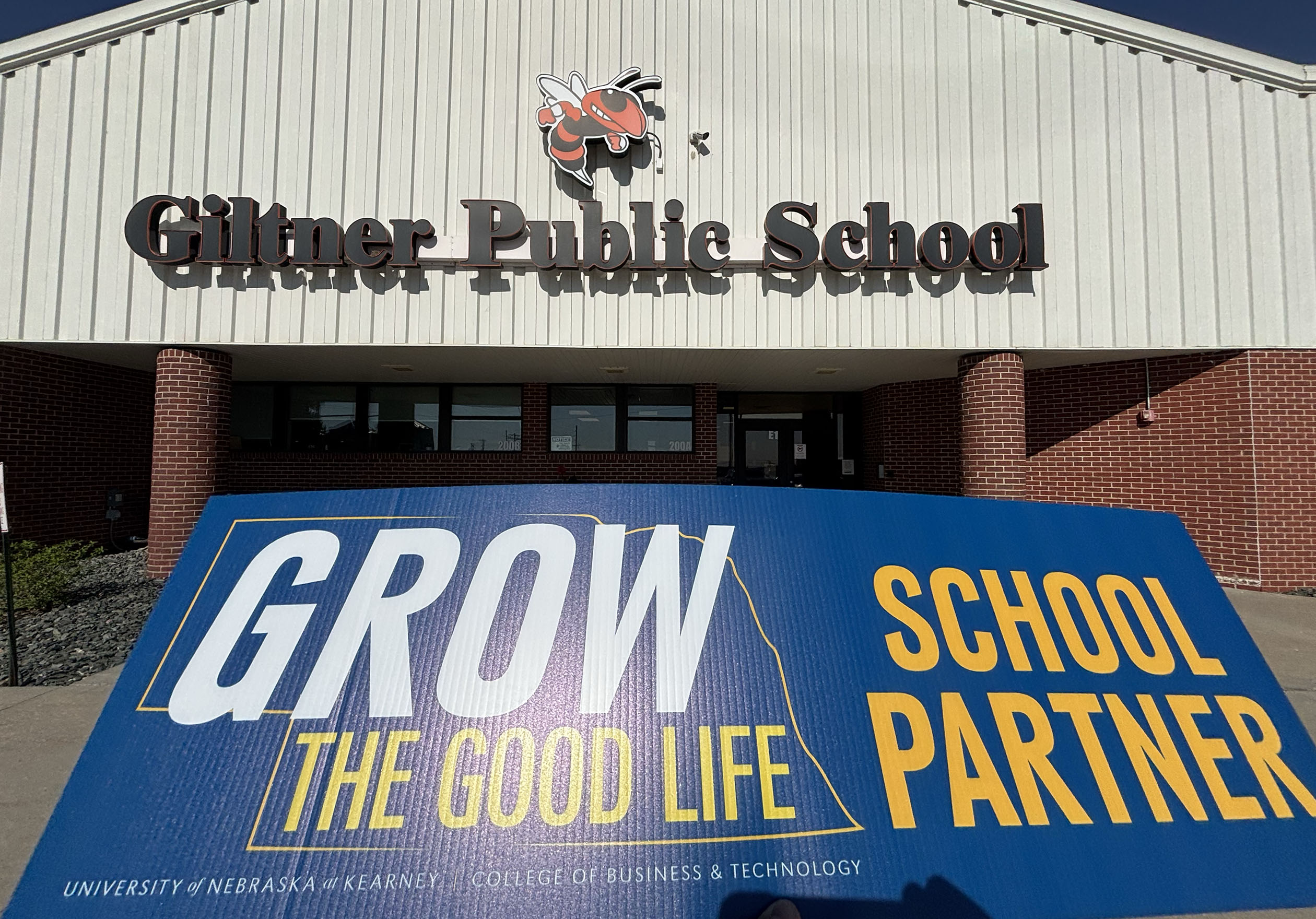 Giltner Public School is a Grow the Good Life partner.