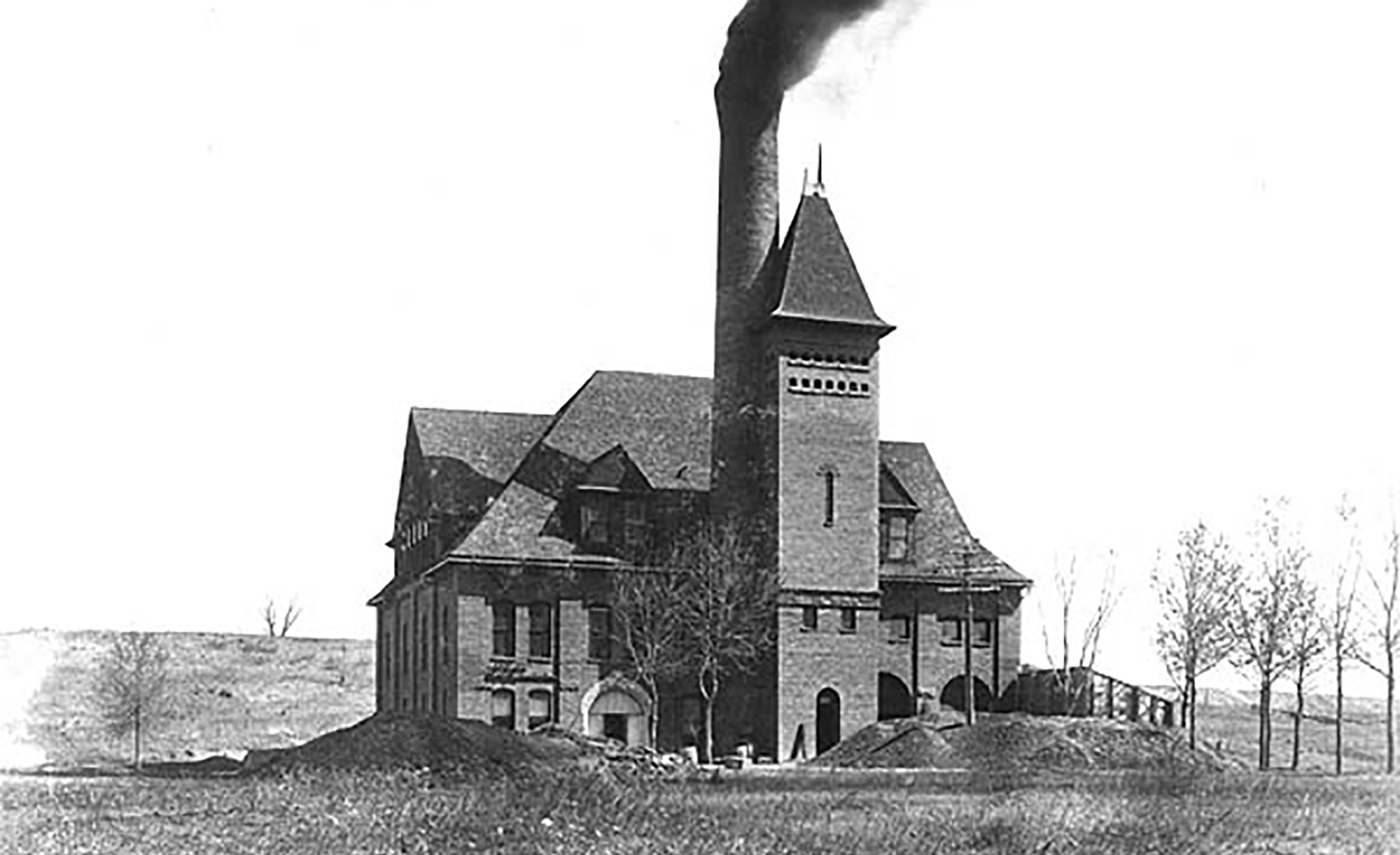 A power plant constructed by the Frank family in Kearney.
