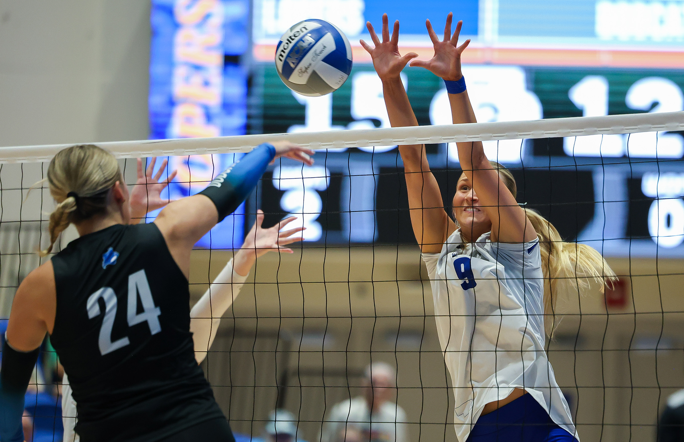 Grace Schmedding competes for UNK volleyball.