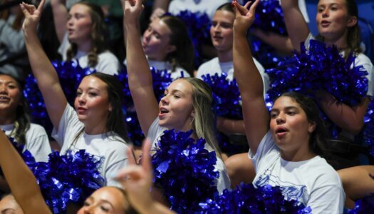 UNK Cheer throws their Lopes.